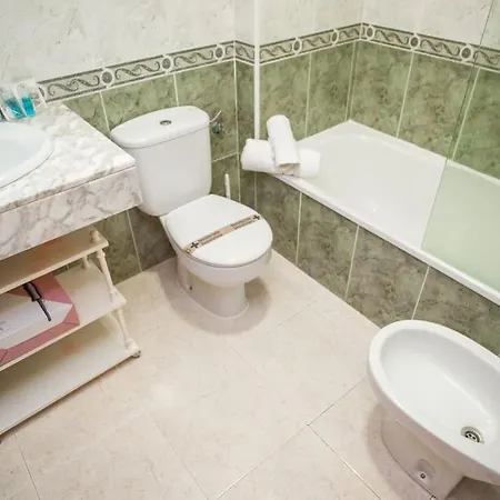 Al30 4pax, Fenals, Costa Brava Appartement